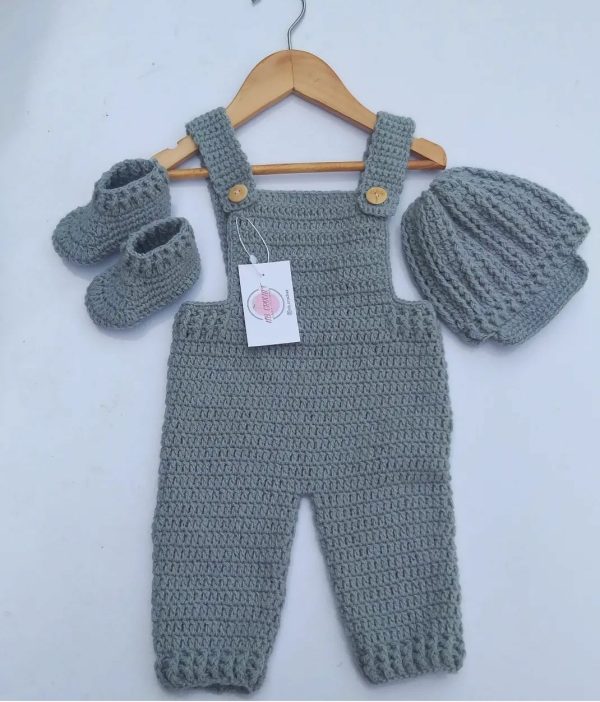 Crochet baby dungree set 3_pc